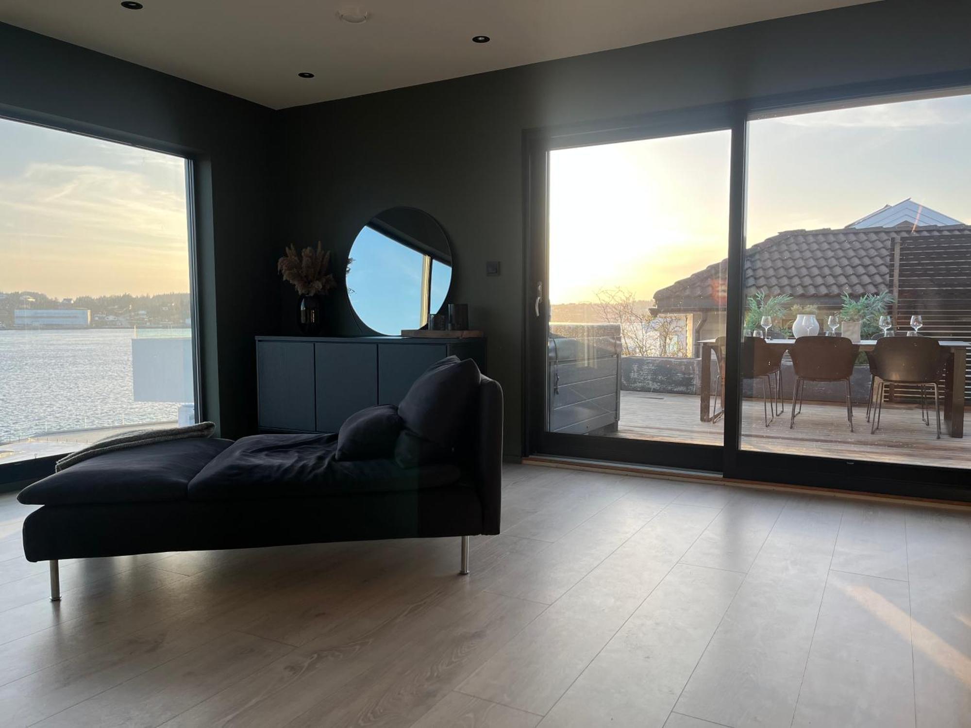Seaside Villa With Outdoor Jacuzzi Haugesund Bagian luar foto