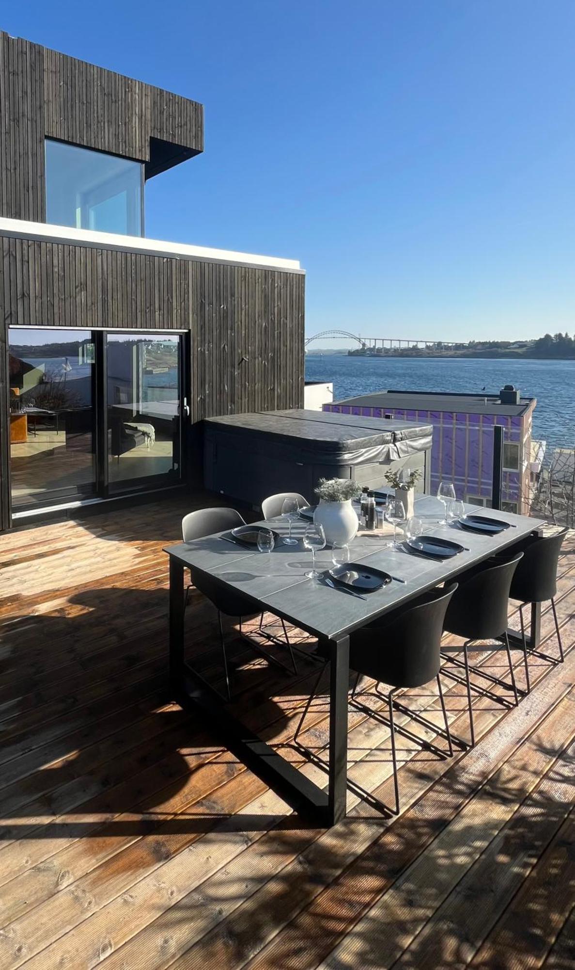 Seaside Villa With Outdoor Jacuzzi Haugesund Bagian luar foto